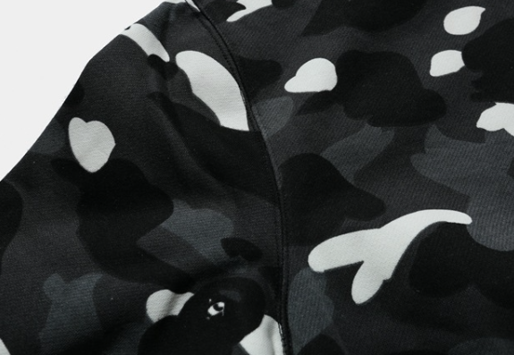 A BATHING APE