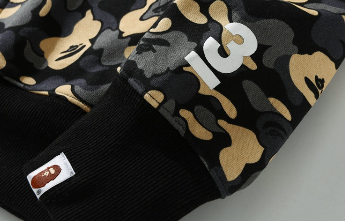 A BATHING APE