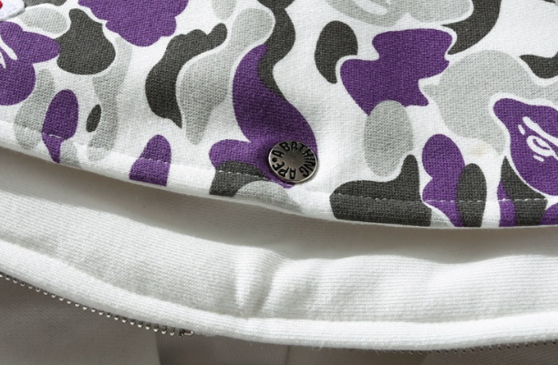 A BATHING APE